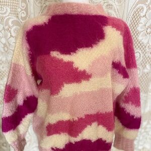 Hand-Knit Mohair Pullover Sweater – Fuchsia & Pink Cloud Pattern